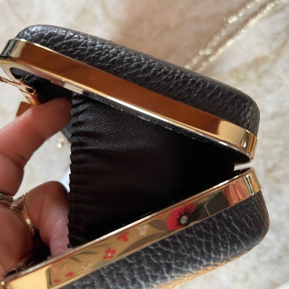 NWOT Natasha Handbag - Picture 6 of 12